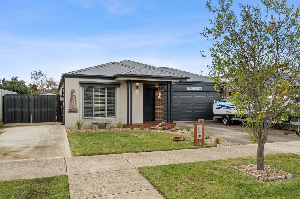 10 Pardolote Cres, St Leonards, VIC 3223