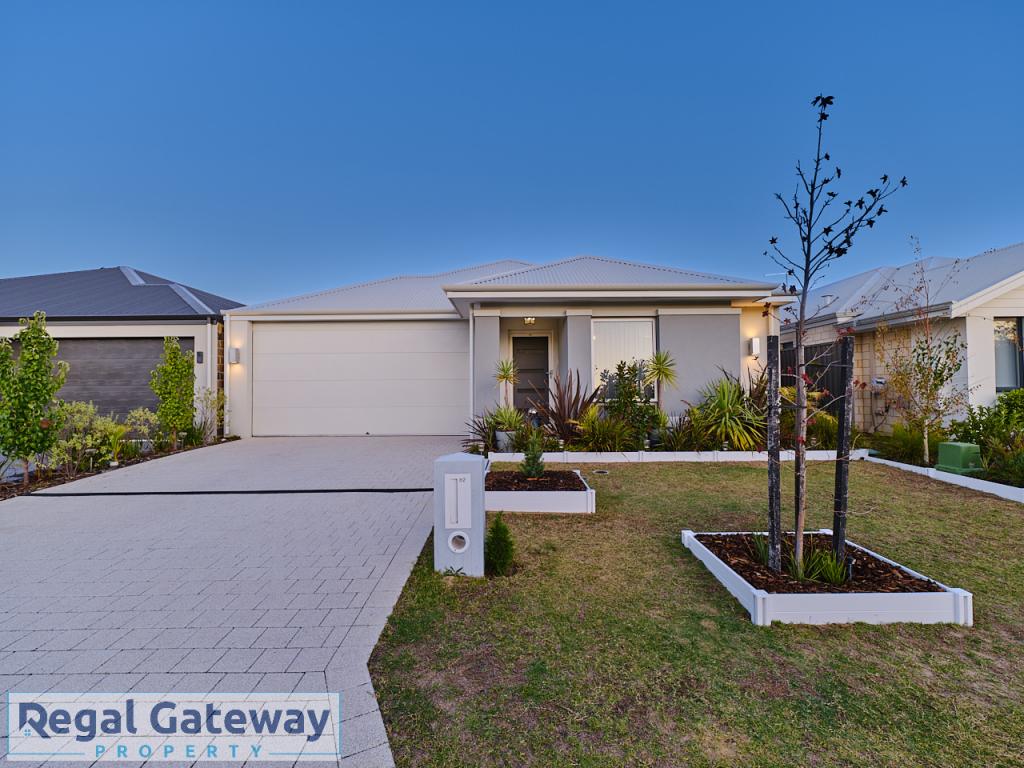 82 Aquamarine Pde, Treeby, WA 6164