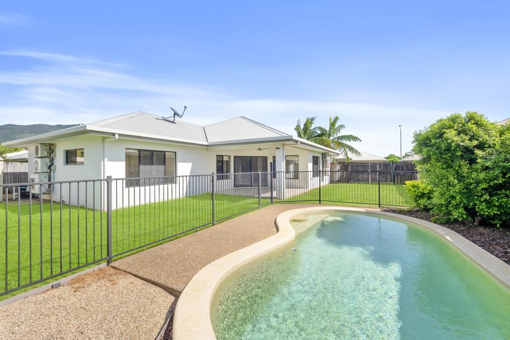 10 Totley Ch, Trinity Park, QLD 4879