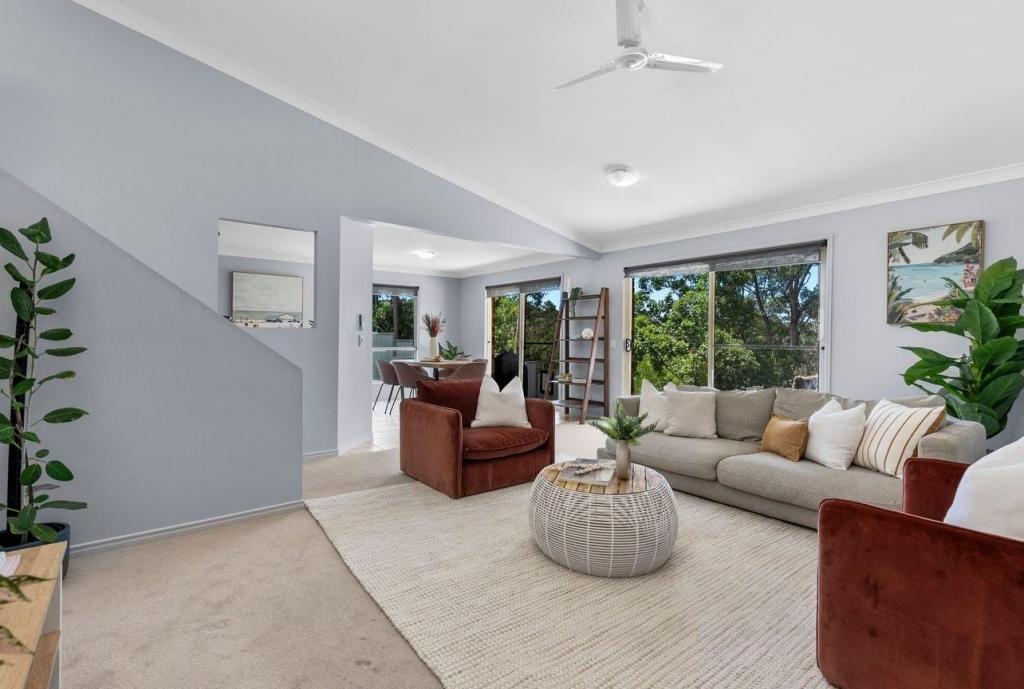 16 Bounty Way, Pacific Pines, QLD 4211