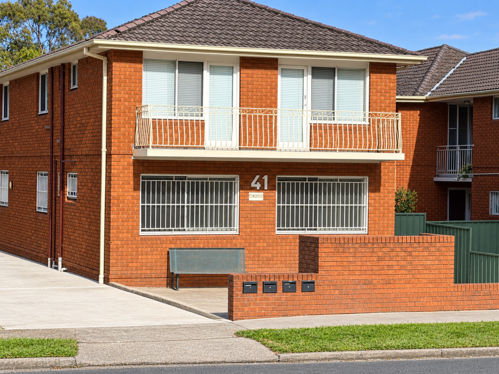2/41 Loch St, Campsie, NSW 2194