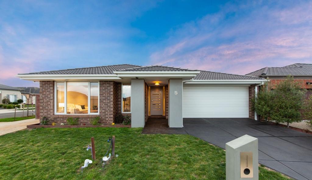 5 Newlands Ave, Weir Views, VIC 3338