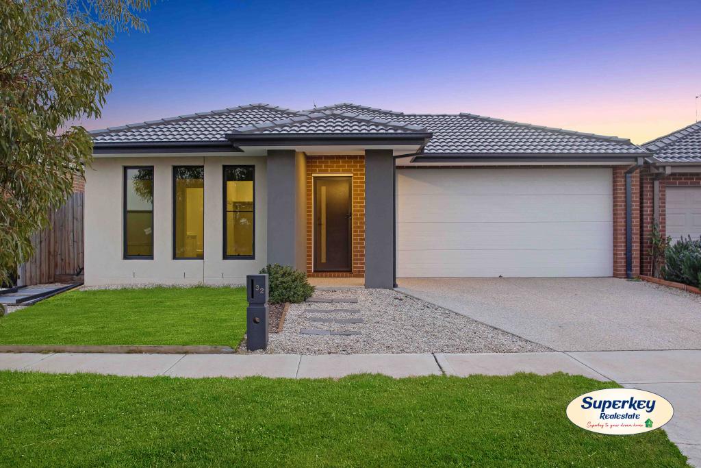 32 Chromite Cct, Weir Views, VIC 3338