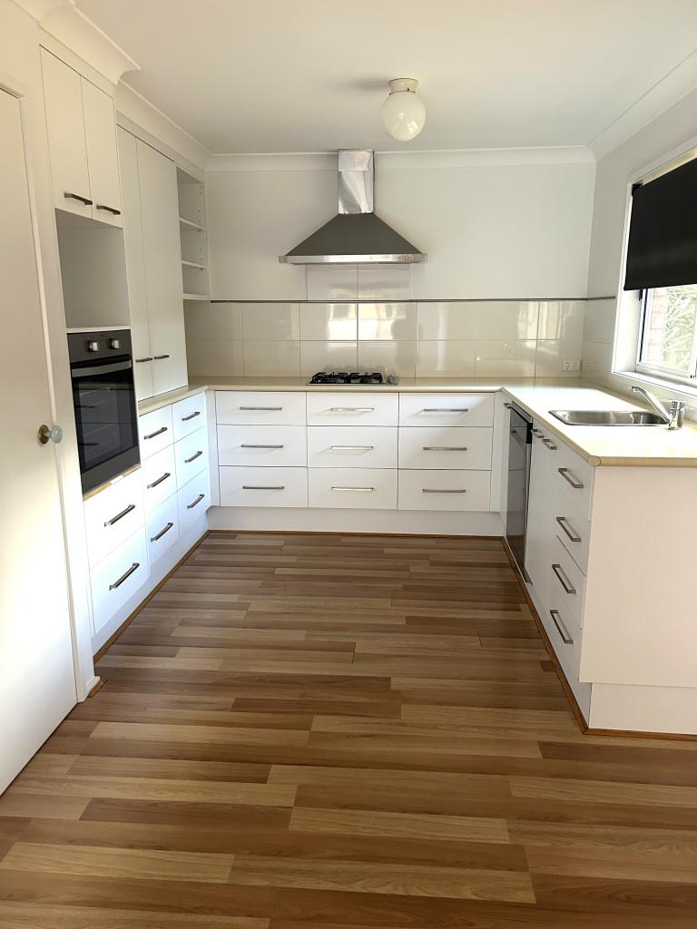 1 Whitehall Ct, West Wodonga, VIC 3690