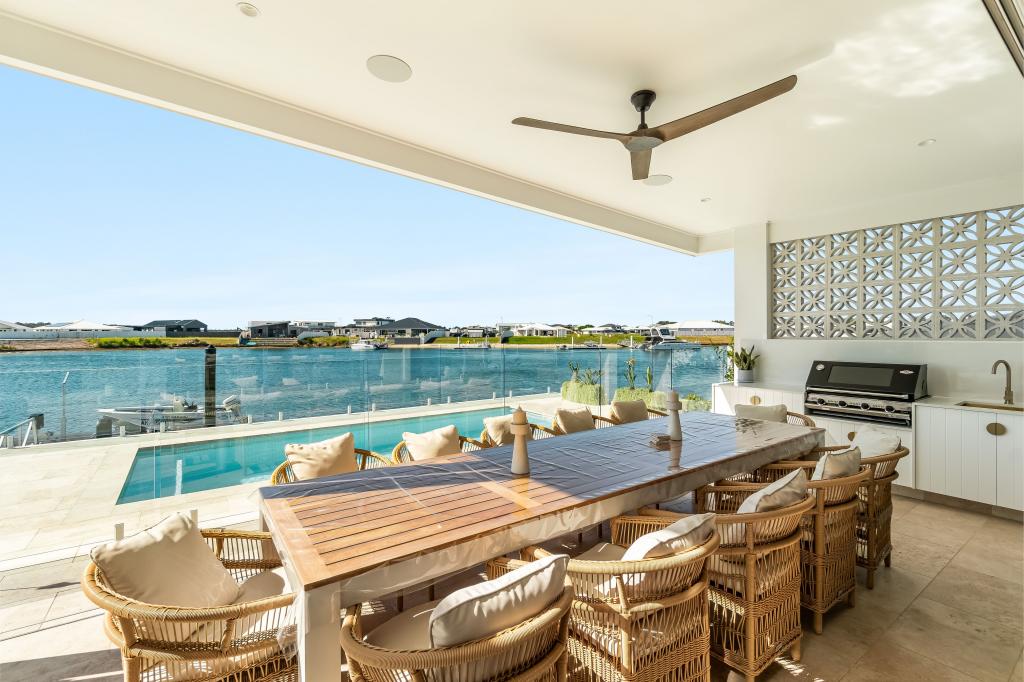 30 Della Pl, Yamba, NSW 2464