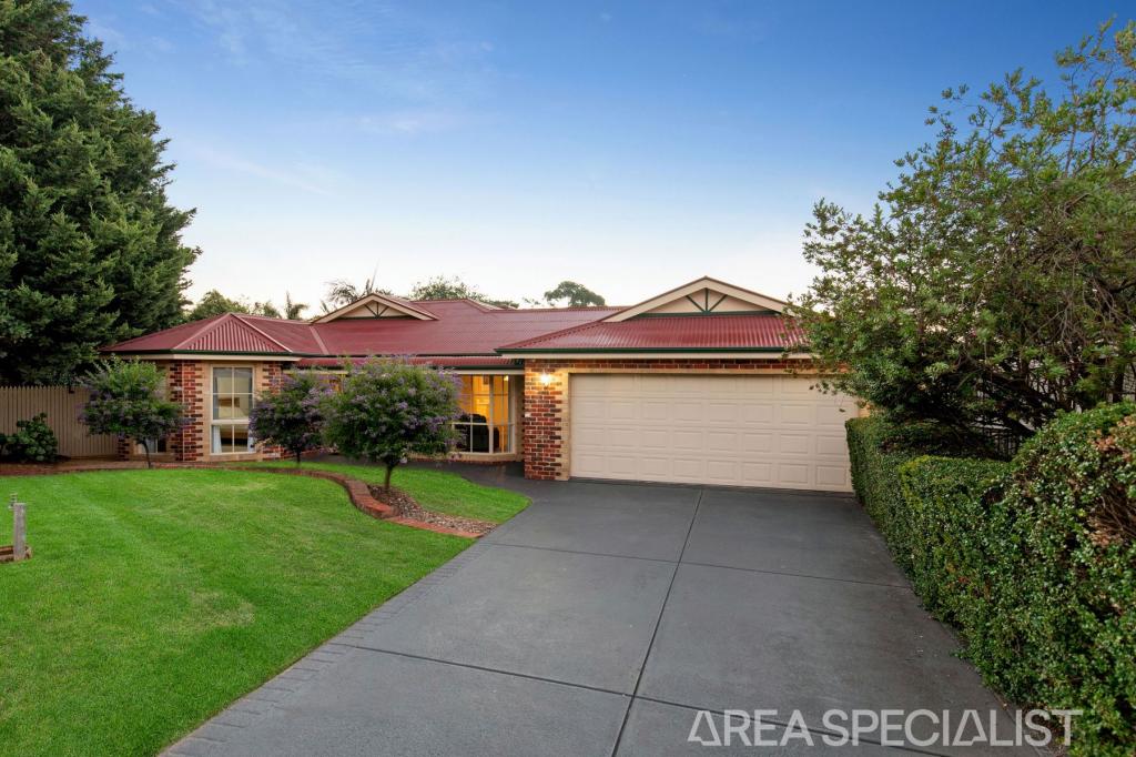 5 Emerald Ct, Langwarrin, VIC 3910