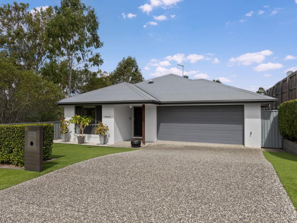 13 Wyness St, Deebing Heights, QLD 4306