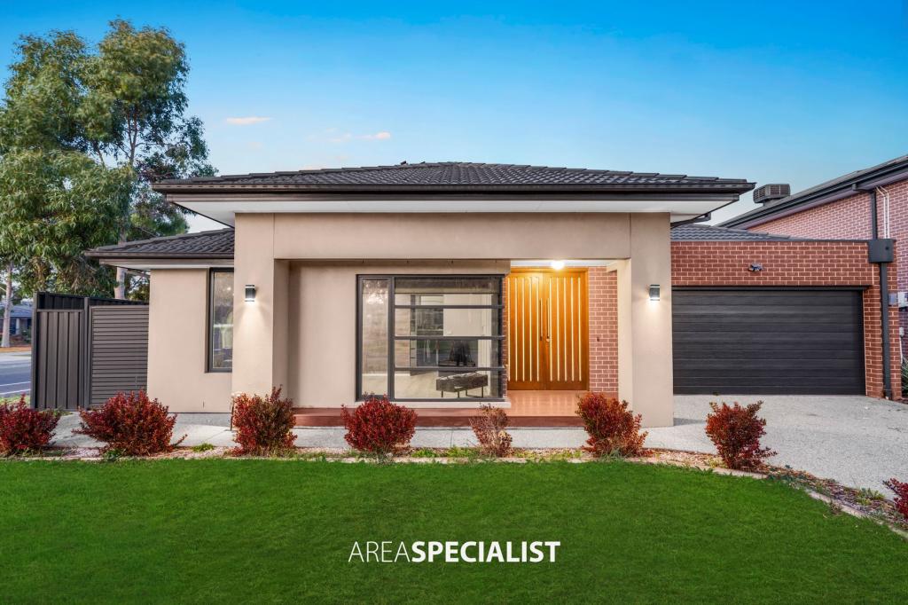 1 LANTHORN CRES, CRANBOURNE EAST, VIC 3977