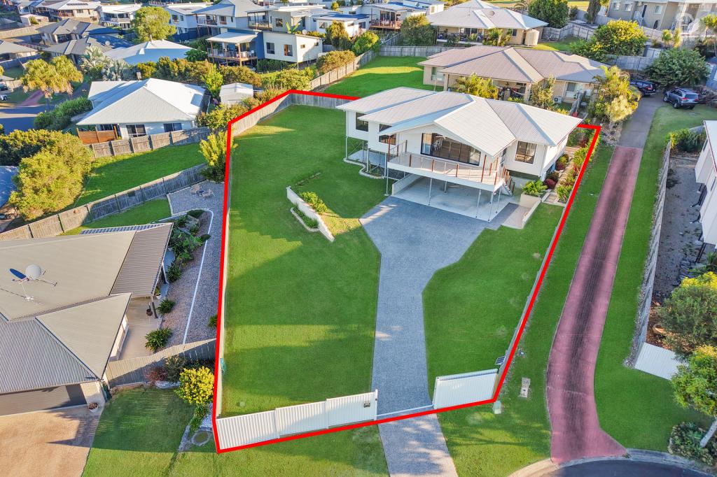 14 Mia Ct, Nikenbah, QLD 4655