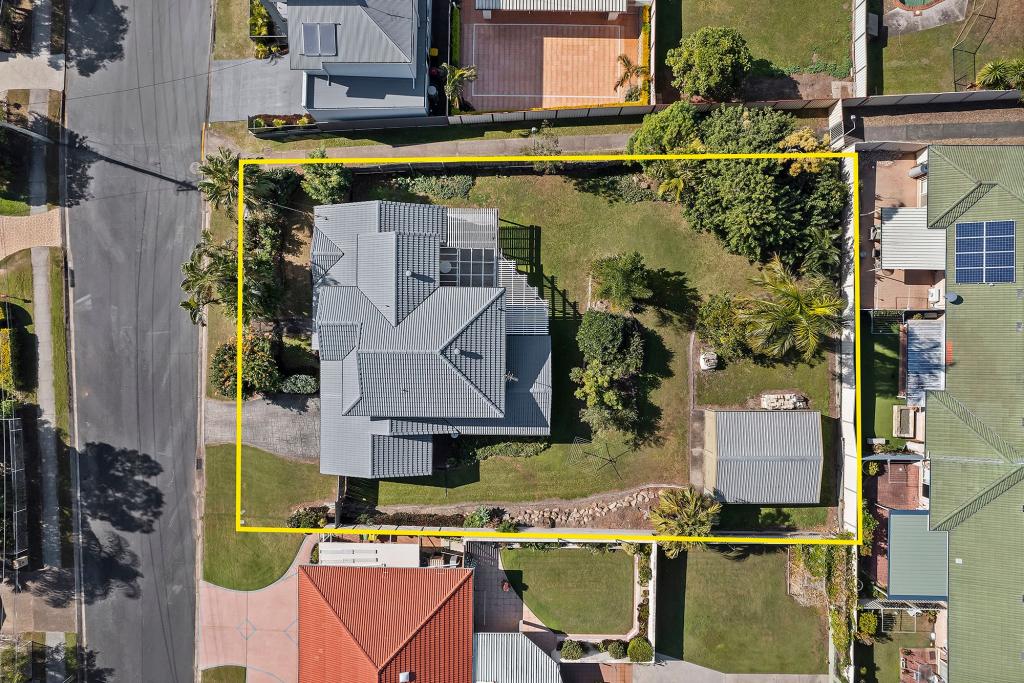 9 WILLOW ST, ALBANY CREEK, QLD 4035