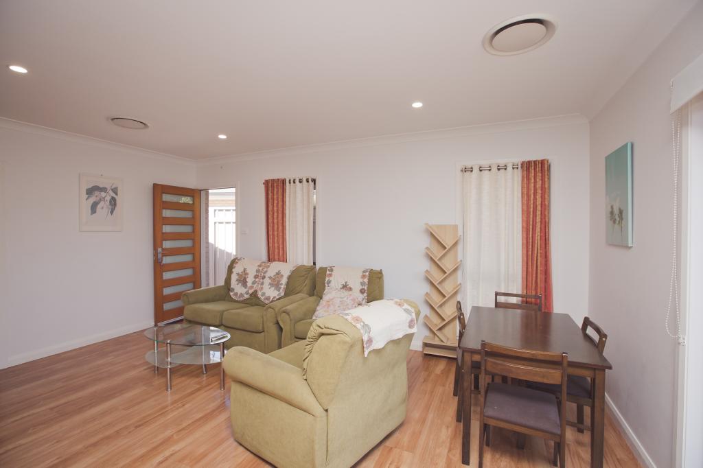 4a Simona Cl, Griffith, NSW 2680