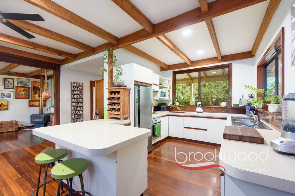 15 Royston Pl, Mount Helena, WA 6082