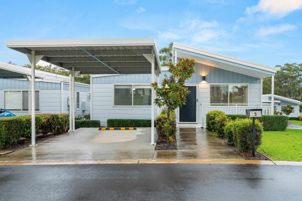 5 SEA KING PL, NOWRA, NSW 2541