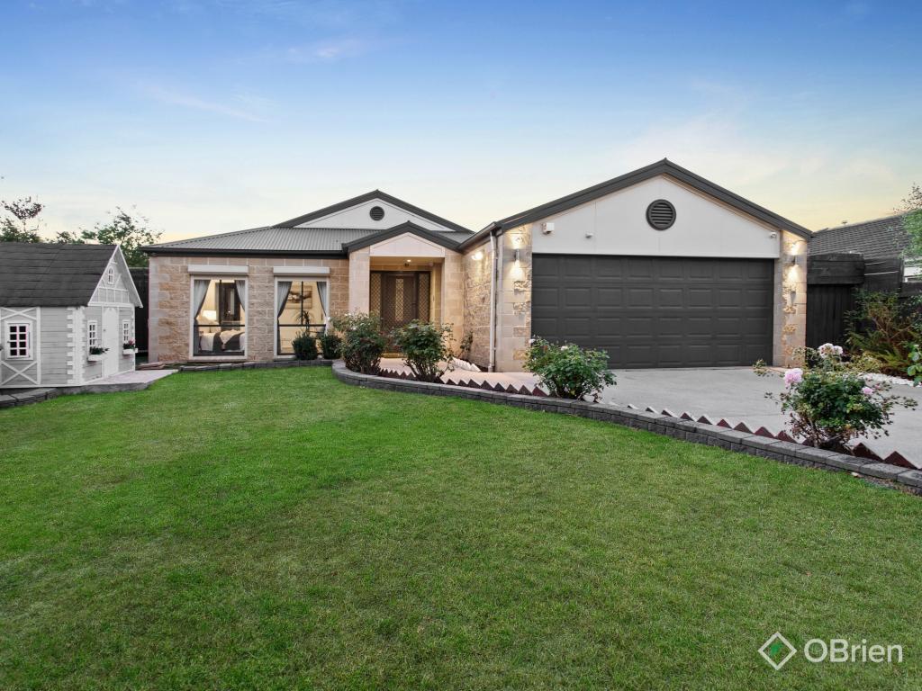 8 Little Acre Cl, Langwarrin, VIC 3910