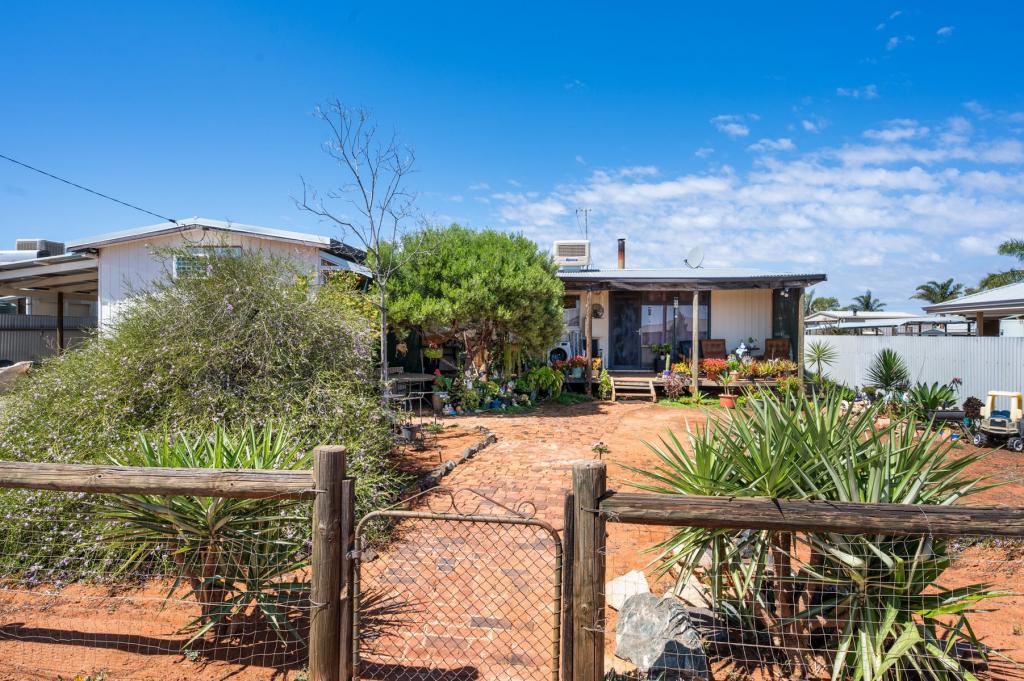 107 Forrest St, Coolgardie, WA 6429