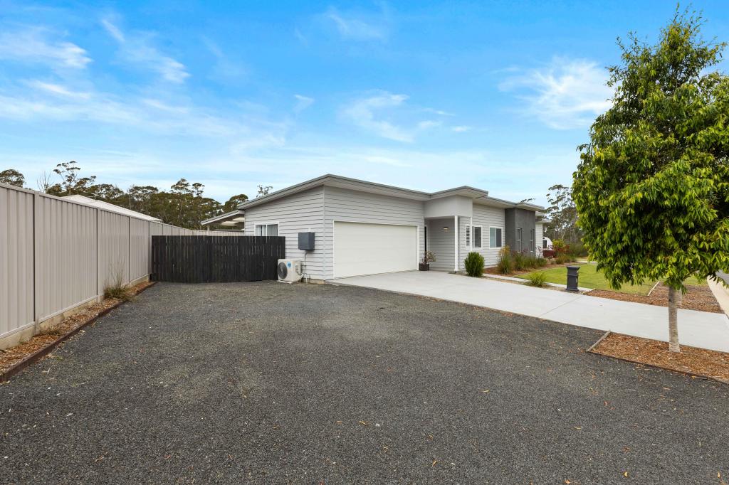 39 Birkdale Cct, Sussex Inlet, NSW 2540