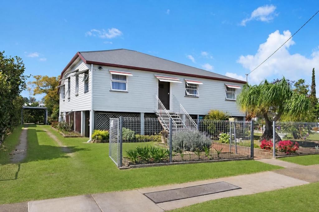 9 Walter St, Caboolture, QLD 4510