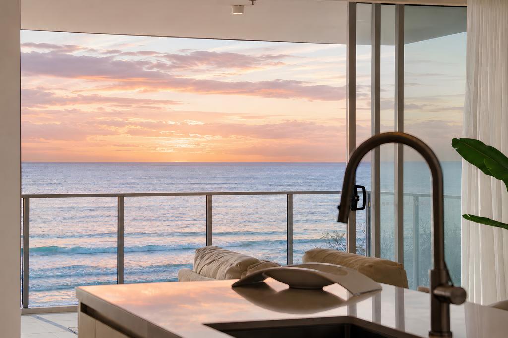 602/4 Twenty First Ave, Palm Beach, QLD 4221