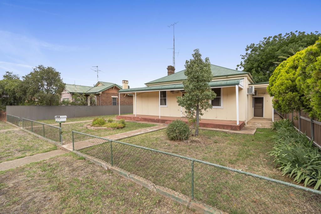 1/108 Baker St, Temora, NSW 2666