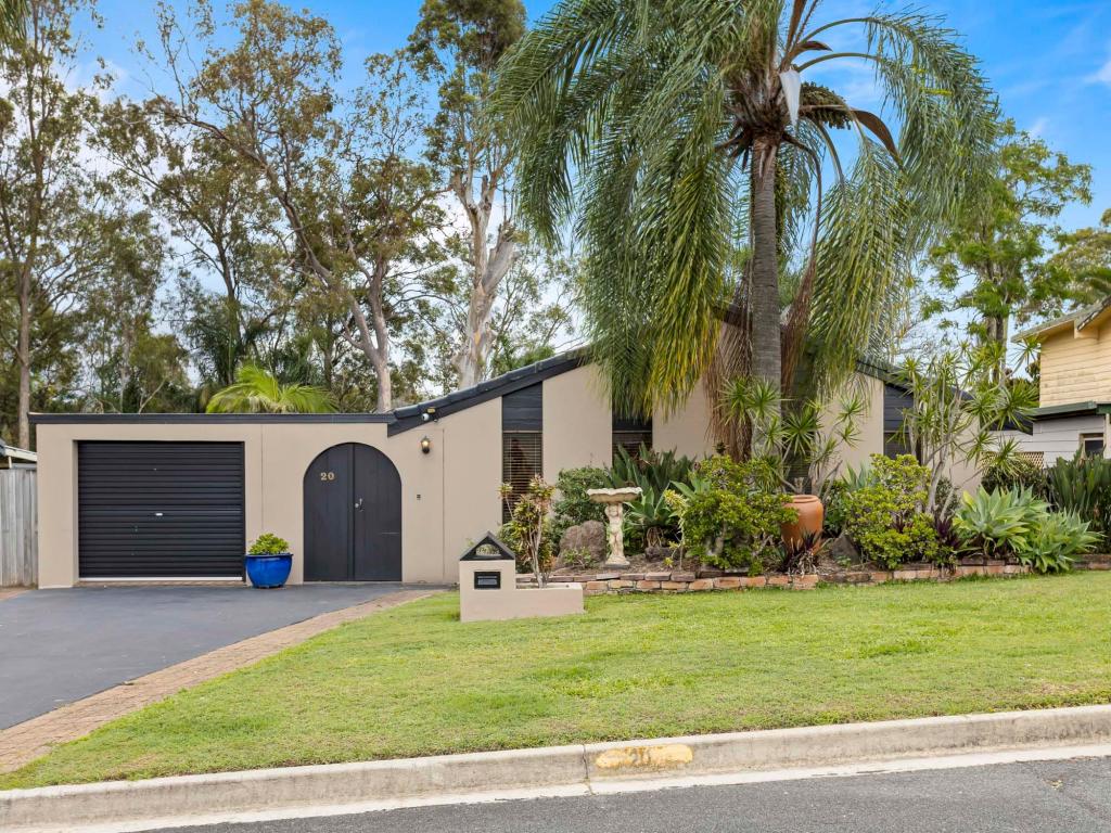 20 Theodore Pl, Molendinar, QLD 4214