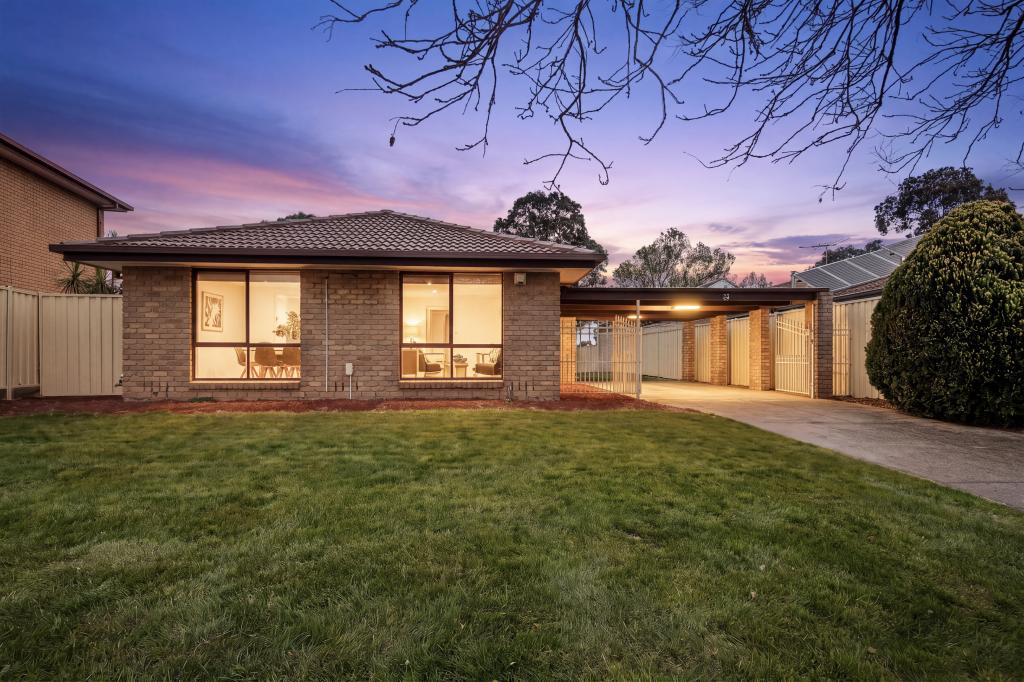 31 Dongola Rd, Keilor Downs, VIC 3038
