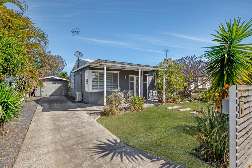 8 Albion St, Umina Beach, NSW 2257