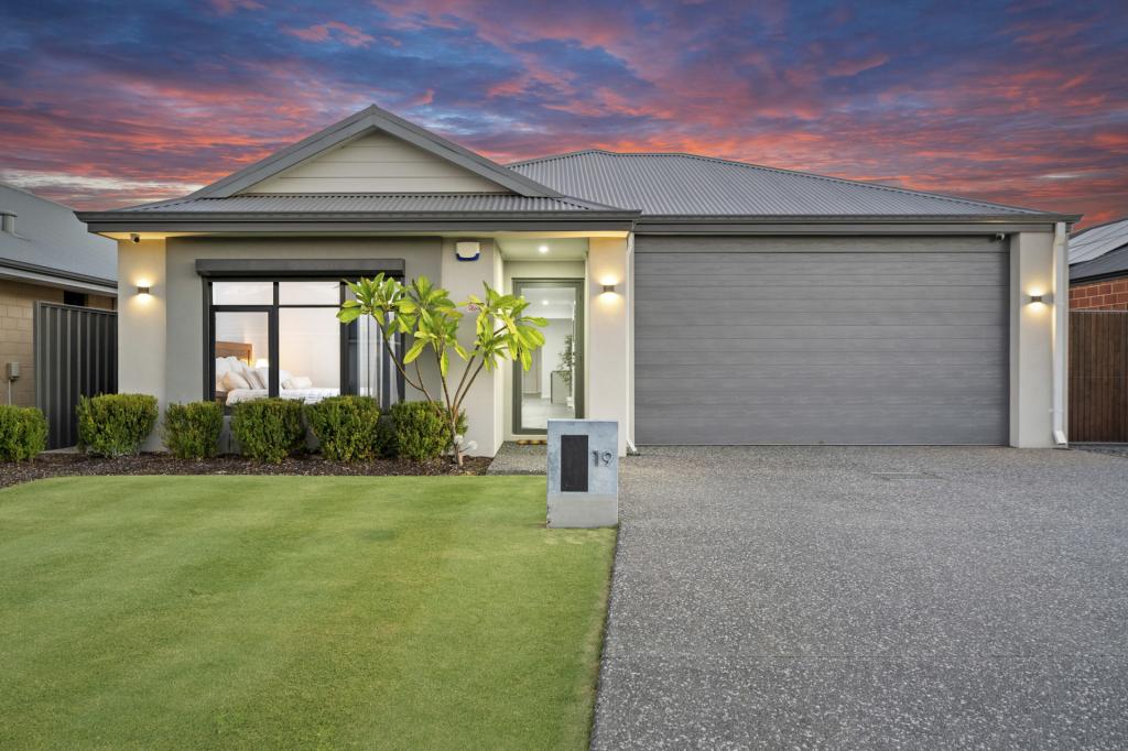 19 Robson Ave, Hilbert, WA 6112