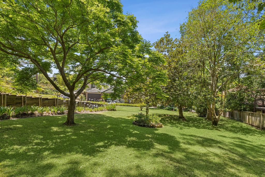 239a The Round Dr, Avoca Beach, NSW 2251