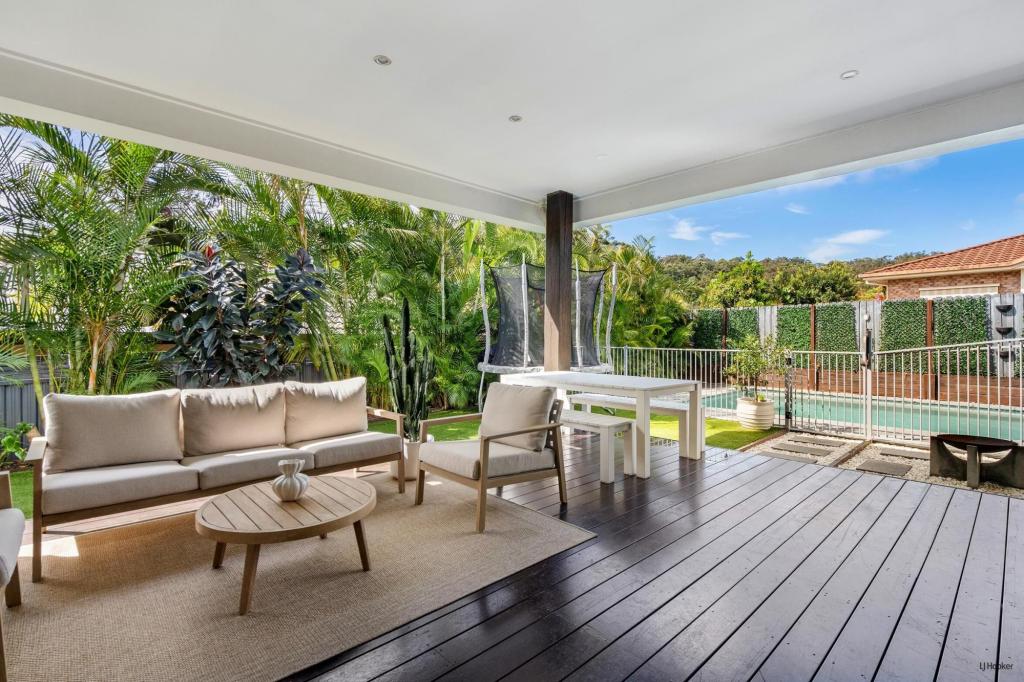 6 Leopard Ave, Elanora, QLD 4221
