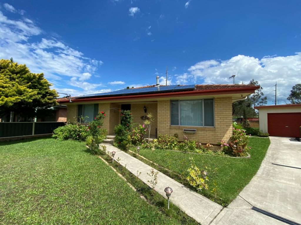 62 Kathleen White Cres, Killarney Vale, NSW 2261