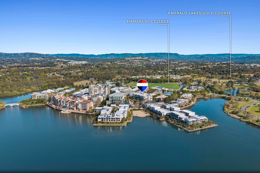 2/3208 Central Pl, Carrara, QLD 4211