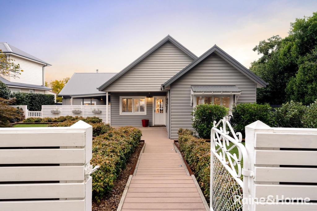 10 Clarence St, Berry, NSW 2535