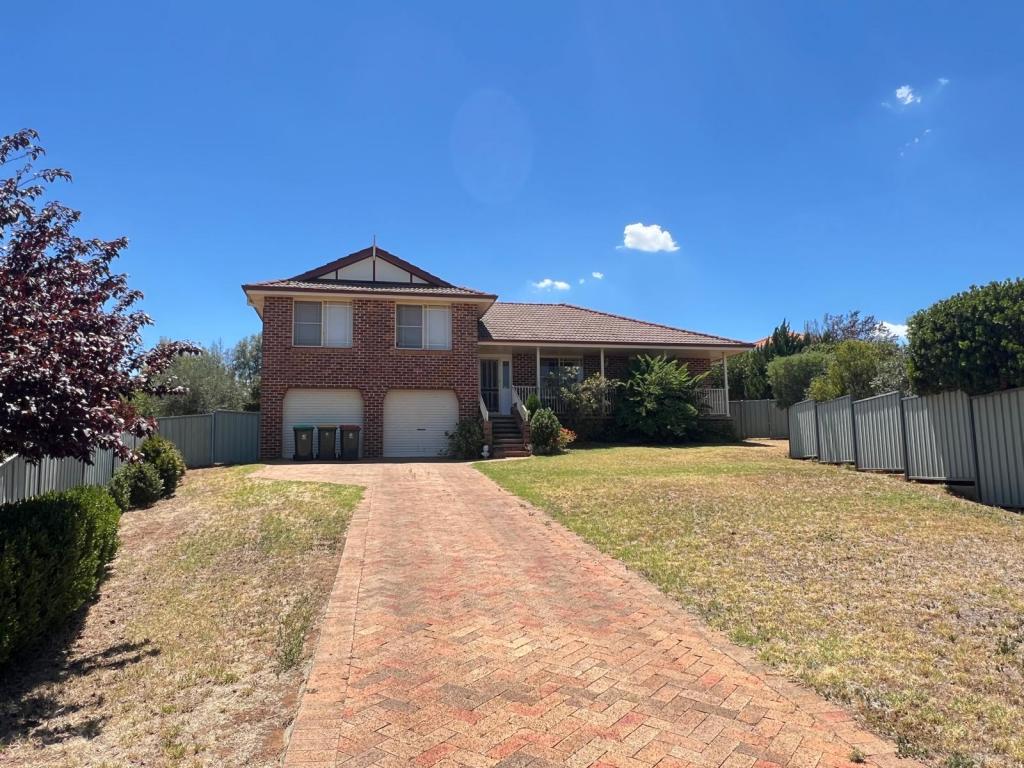 9 Glengowrie Cl, Parkes, NSW 2870