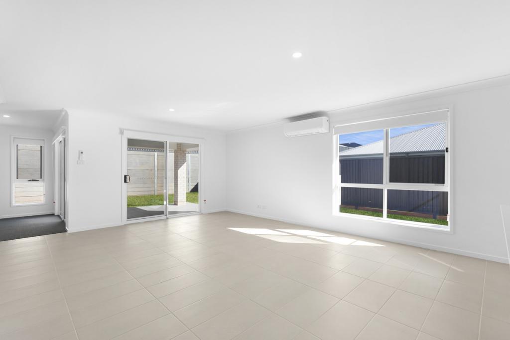 14 Riberry Rd, Thrumster, NSW 2444