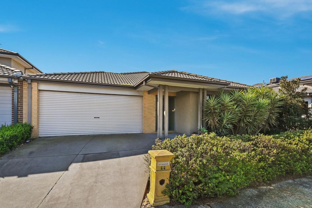 44 HAFLINGER AVE, CLYDE NORTH, VIC 3978