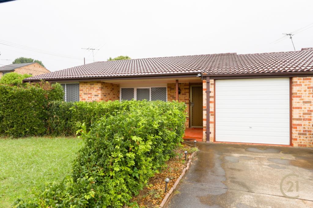 5/1a Warwick St, Minto, NSW 2566