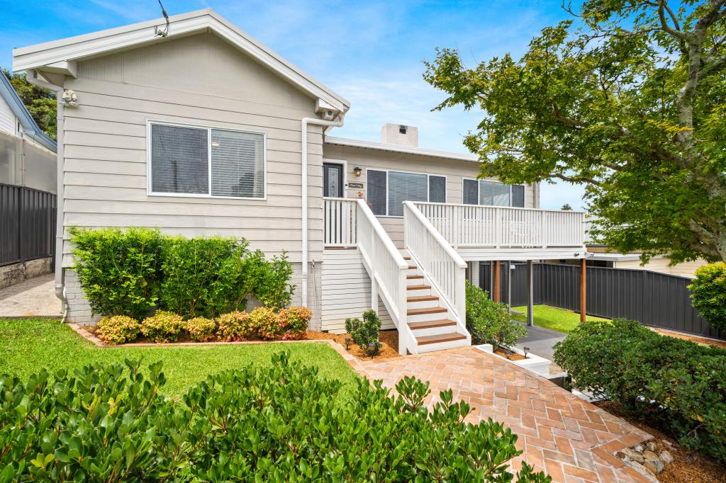 11 Headlam Pde, Springfield, NSW 2250