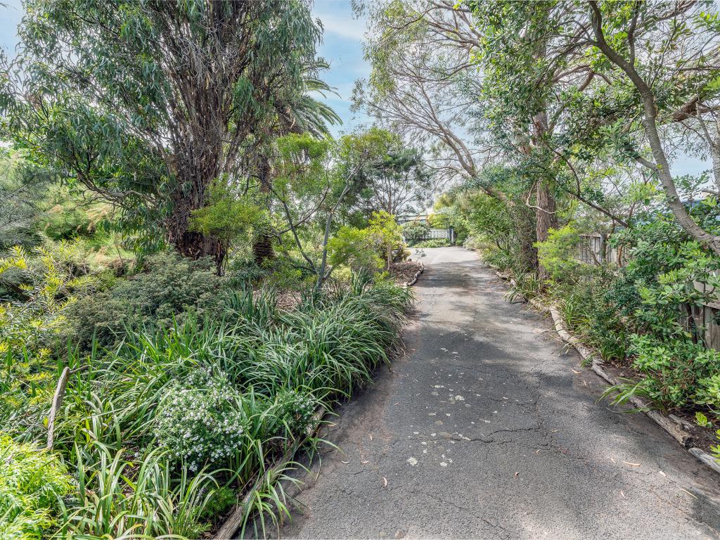 21 Wells Pde, Blackmans Bay, TAS 7052