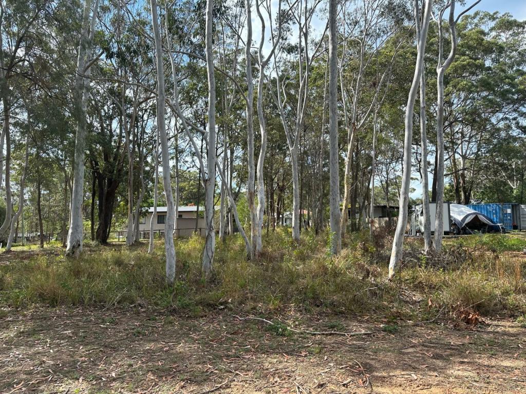 33 Belgrave Rd, Russell Island, QLD 4184