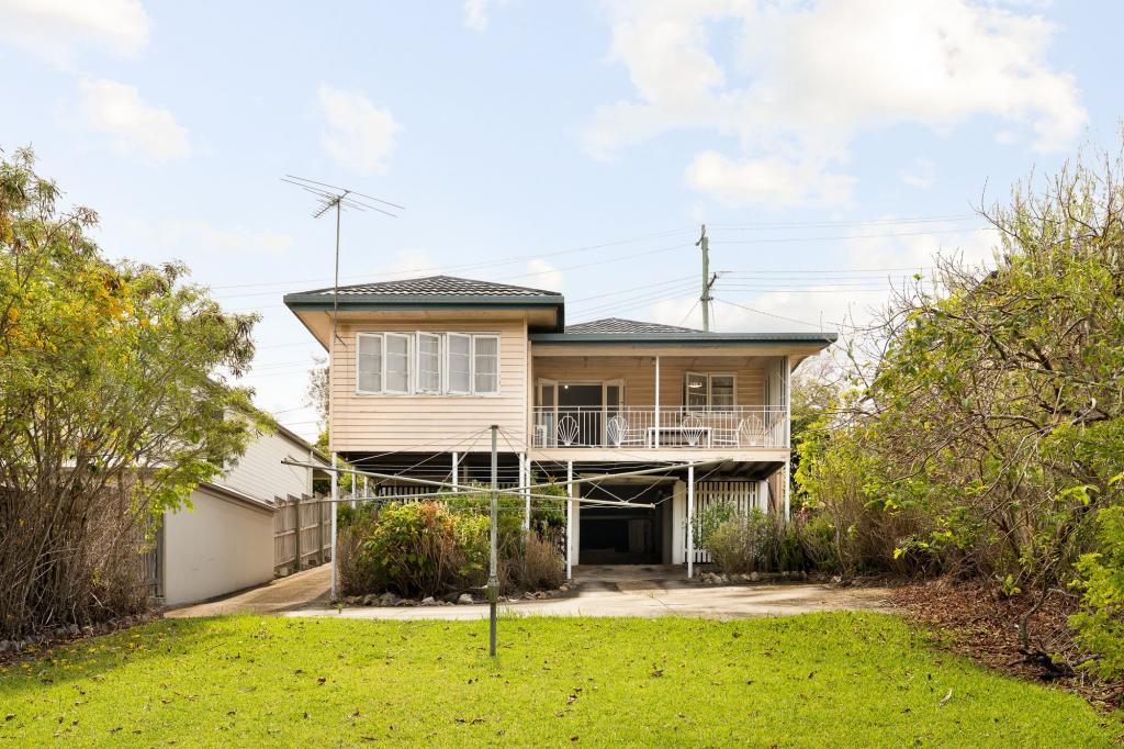 21 Plimsoll St, Greenslopes, QLD 4120