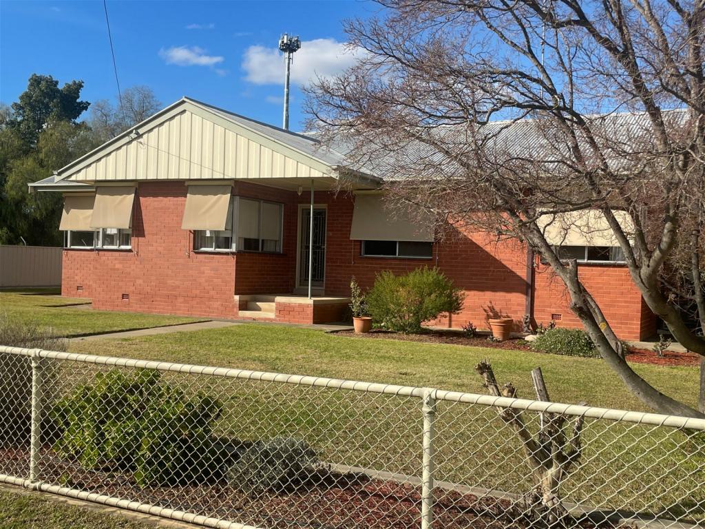 36 Cobram St, Berrigan, NSW 2712