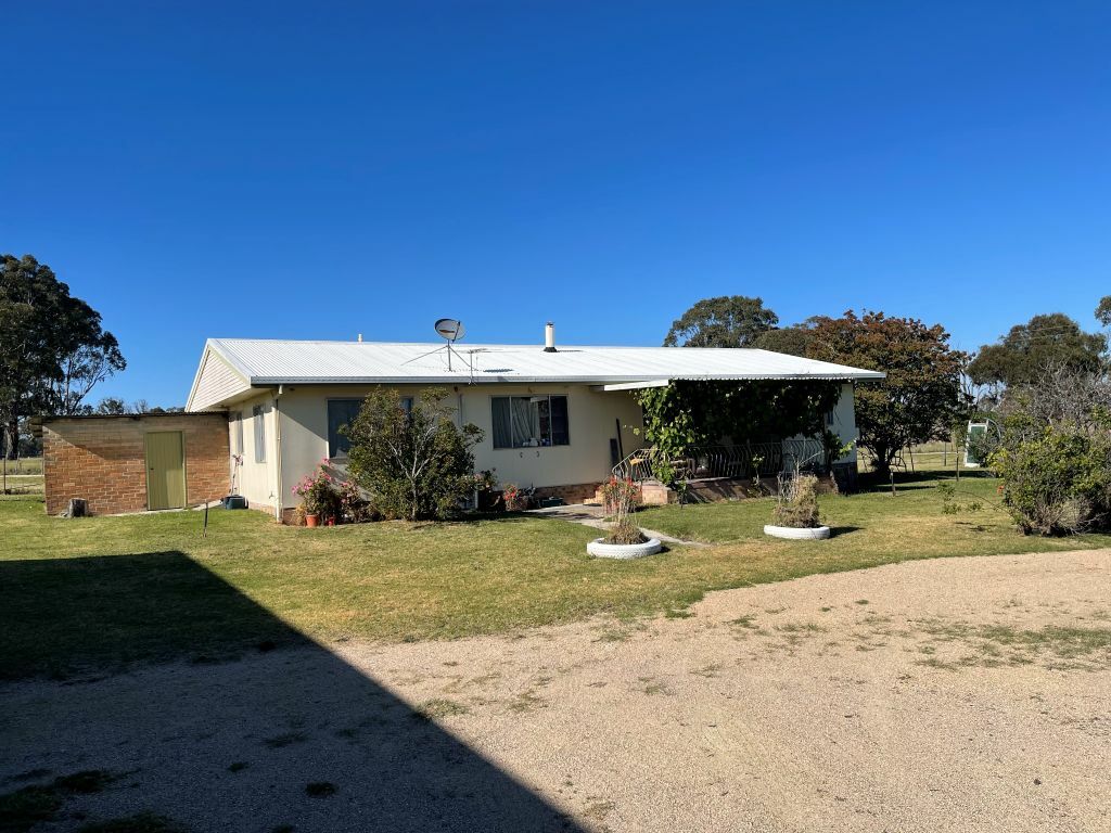 56 Pine Rd, Amiens, QLD 4380