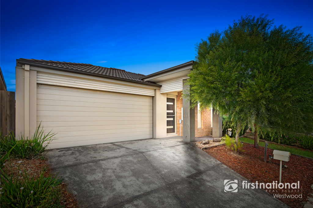30 PILLAR RD, WYNDHAM VALE, VIC 3024