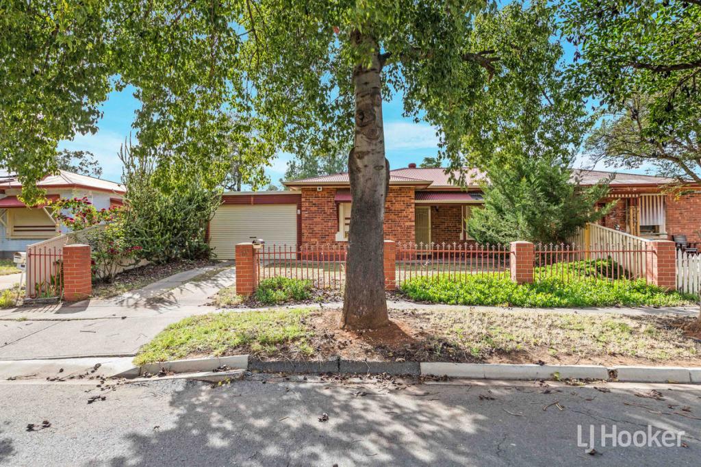 18 Yarnbury Rd, Elizabeth North, SA 5113