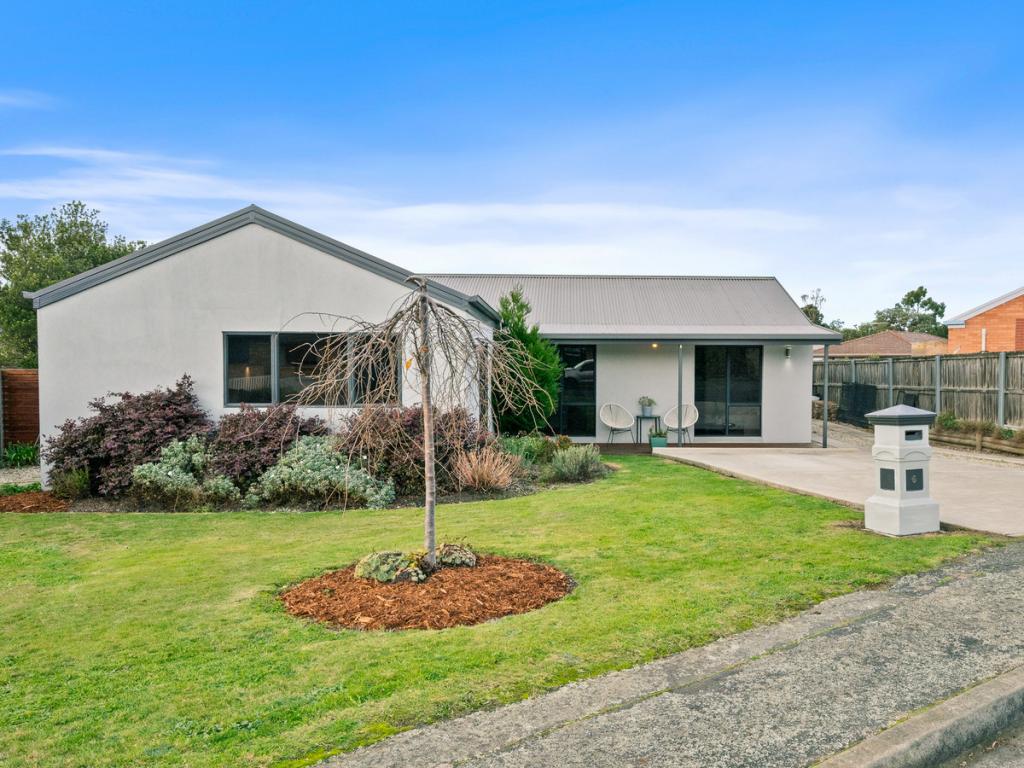 6 Quiberon Ct, Margate, TAS 7054