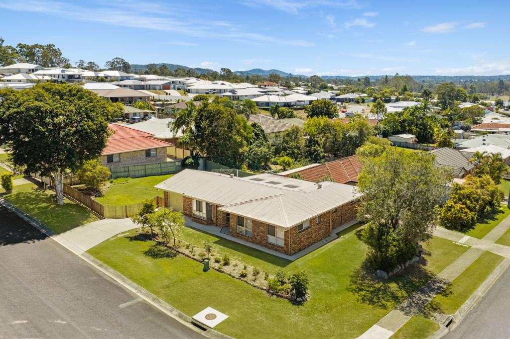 59 Furness Rd, Southside, QLD 4570