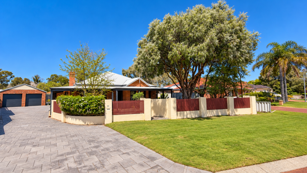 24 Sanctuary Gr, West Busselton, WA 6280