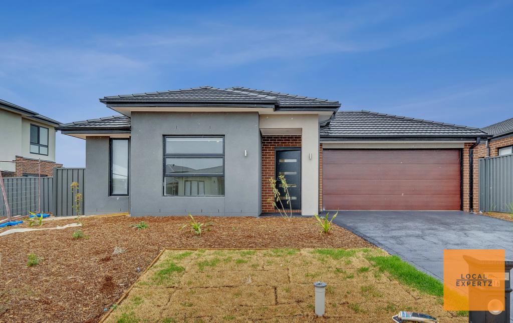 16 HERON WAY, MELTON SOUTH, VIC 3338