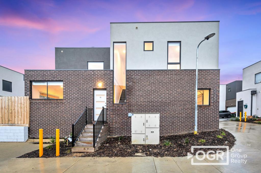 15 Gagan Cres, South Morang, VIC 3752