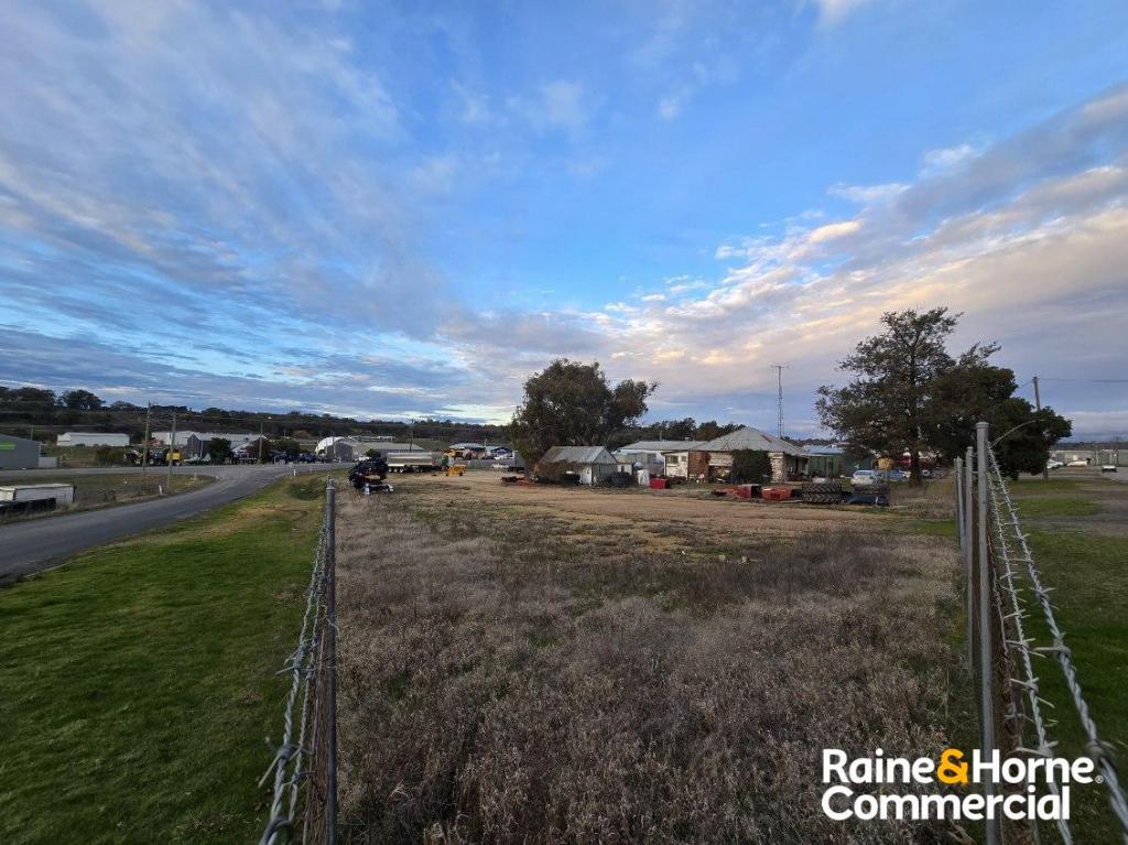 169 Milvale Rd, Young, NSW 2594